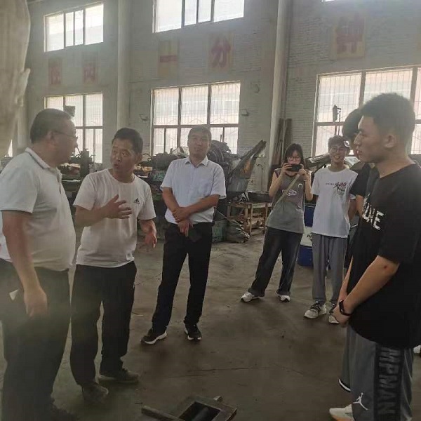 洛陽理工學院智能制造學院到我廠參觀學習